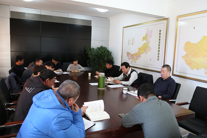 ����̬ί�ٿ�����������鰲����ʵѲ�칤����Ա�ᾫ��